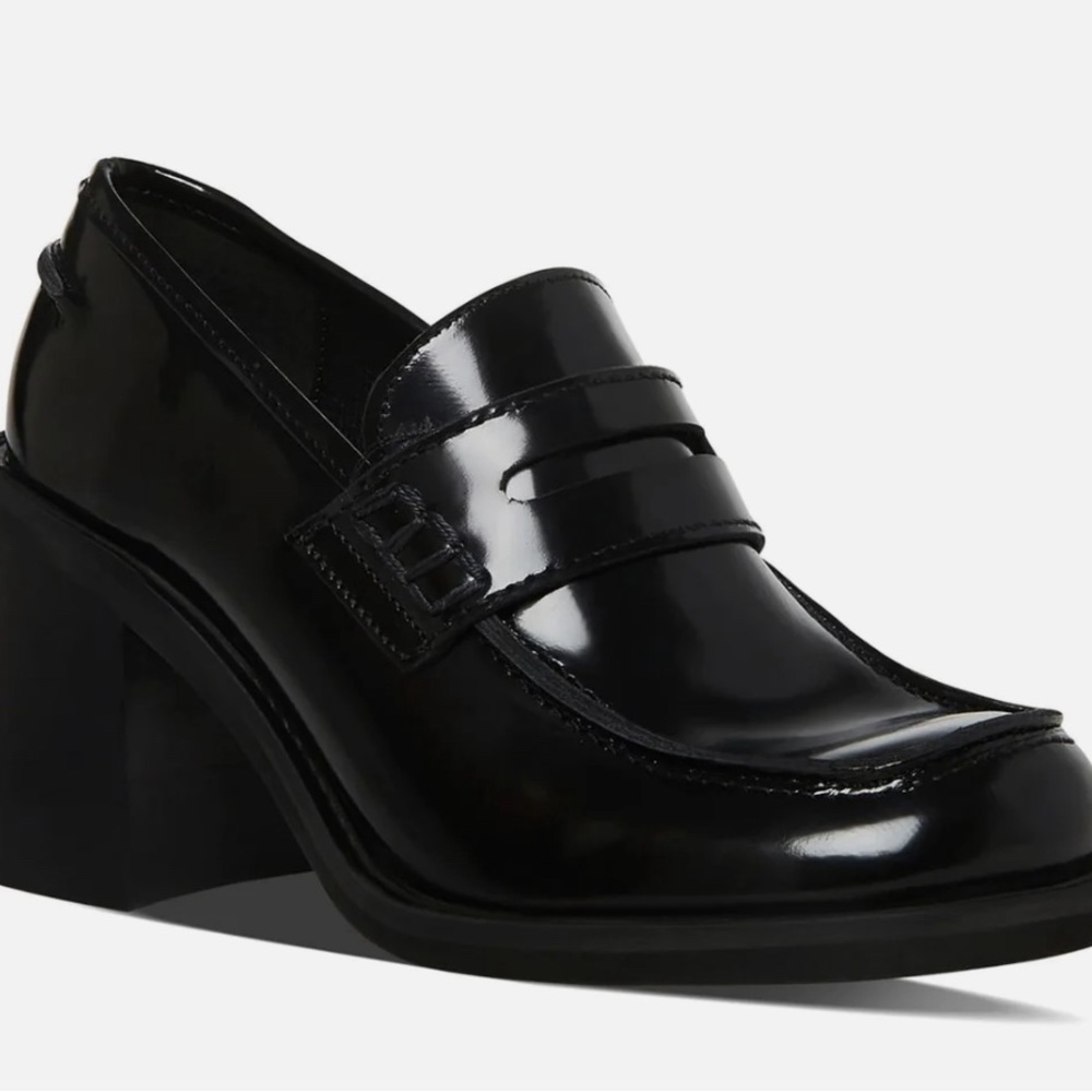 Steve Madden Black Loafers